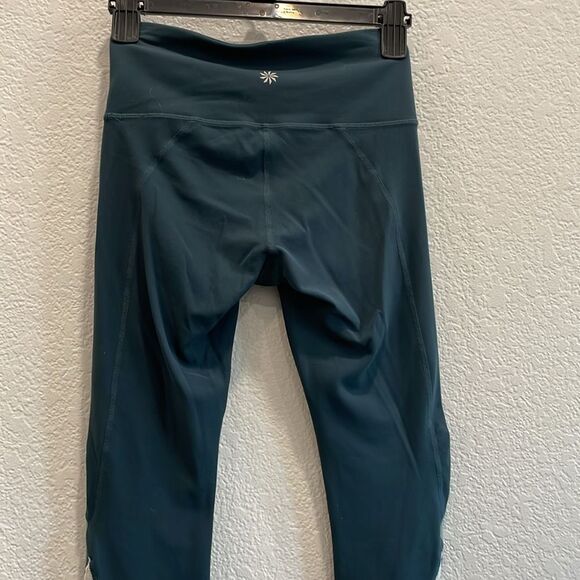 Athleta Colorblock Salutation 7/8 Length Mesh Tights in Abyss Green Size XS - Picture 7 of 10